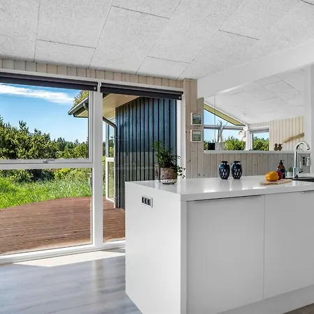 Danila - 600m From The Sea By Interhome *
